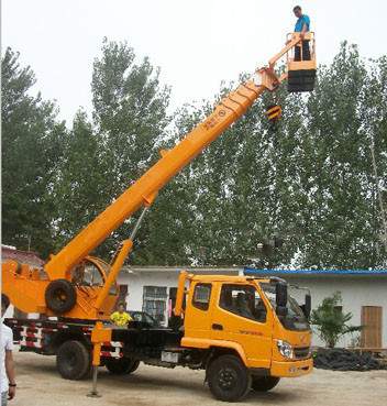 自行高空作業(yè)平臺車 